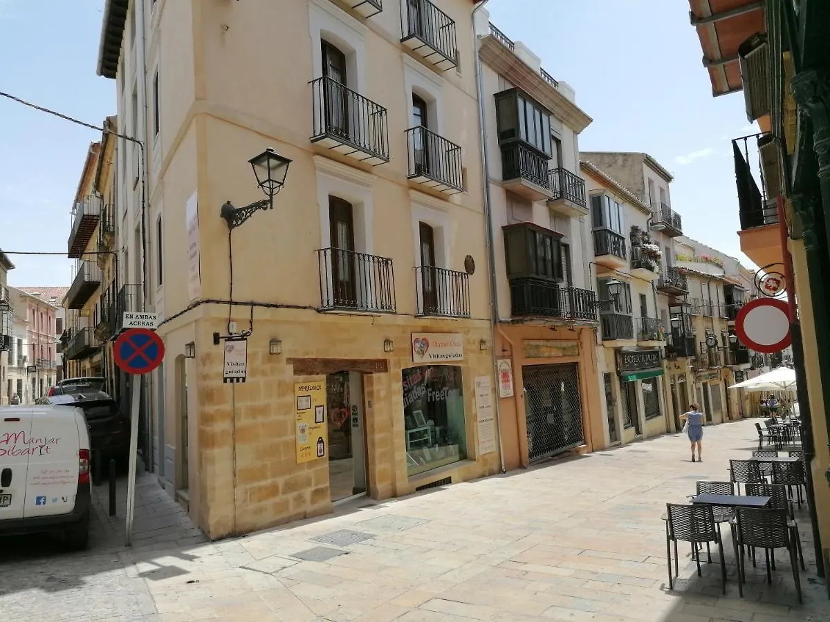 Alojamiento Discover Ubeda contacts